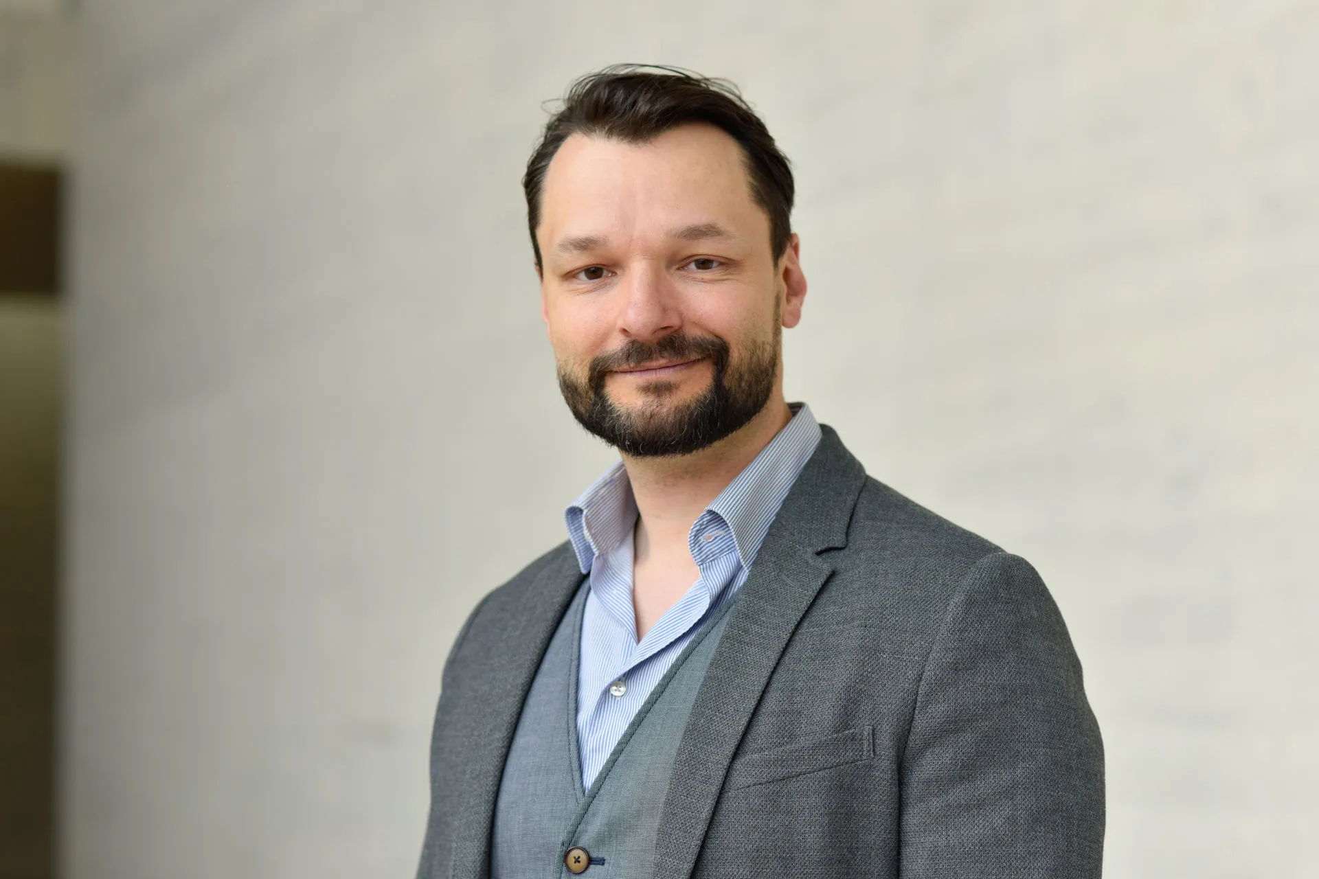 Portrait Gabriel Kolar, Innovationscoach, Team D, Foto JTC | Markus Scholz