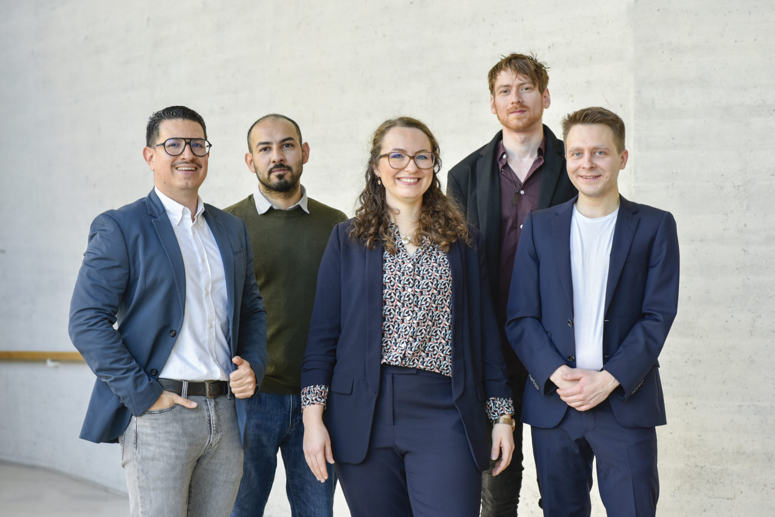 JTC Team A1 Strukturwandel &<br />
Partizipation: Gruppenbild – Dr. Jan Winkler, Hermine Bär, Cheyenne Wolf, Pia Kahlfuß, nicht abgebildet: Felix Schiedlowski